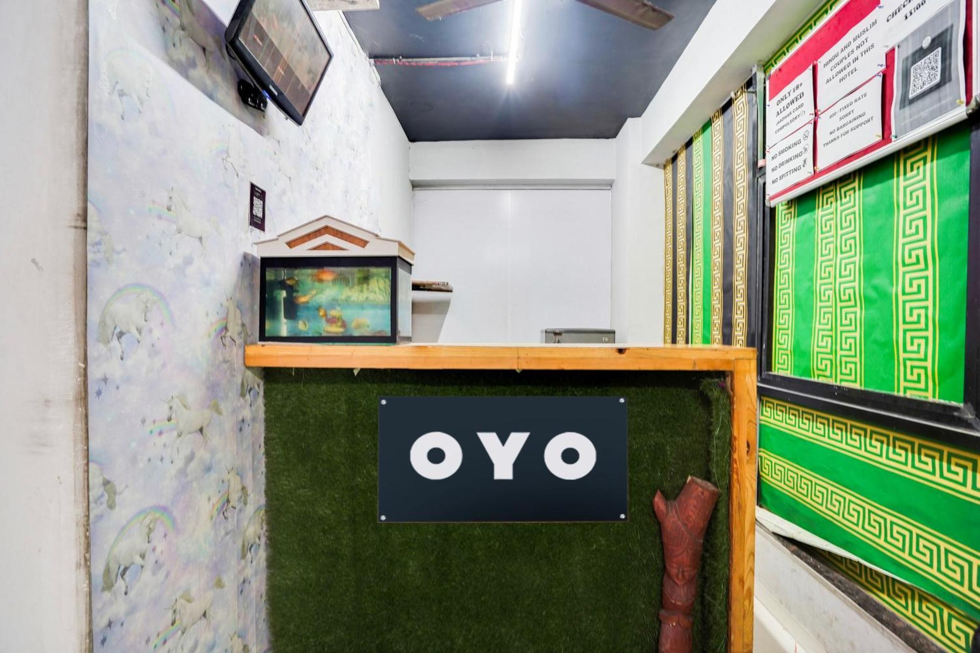 Hotel O Day Night Rooms سورات المظهر الخارجي الصورة